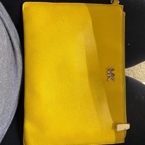 Michael Kors Wrislet